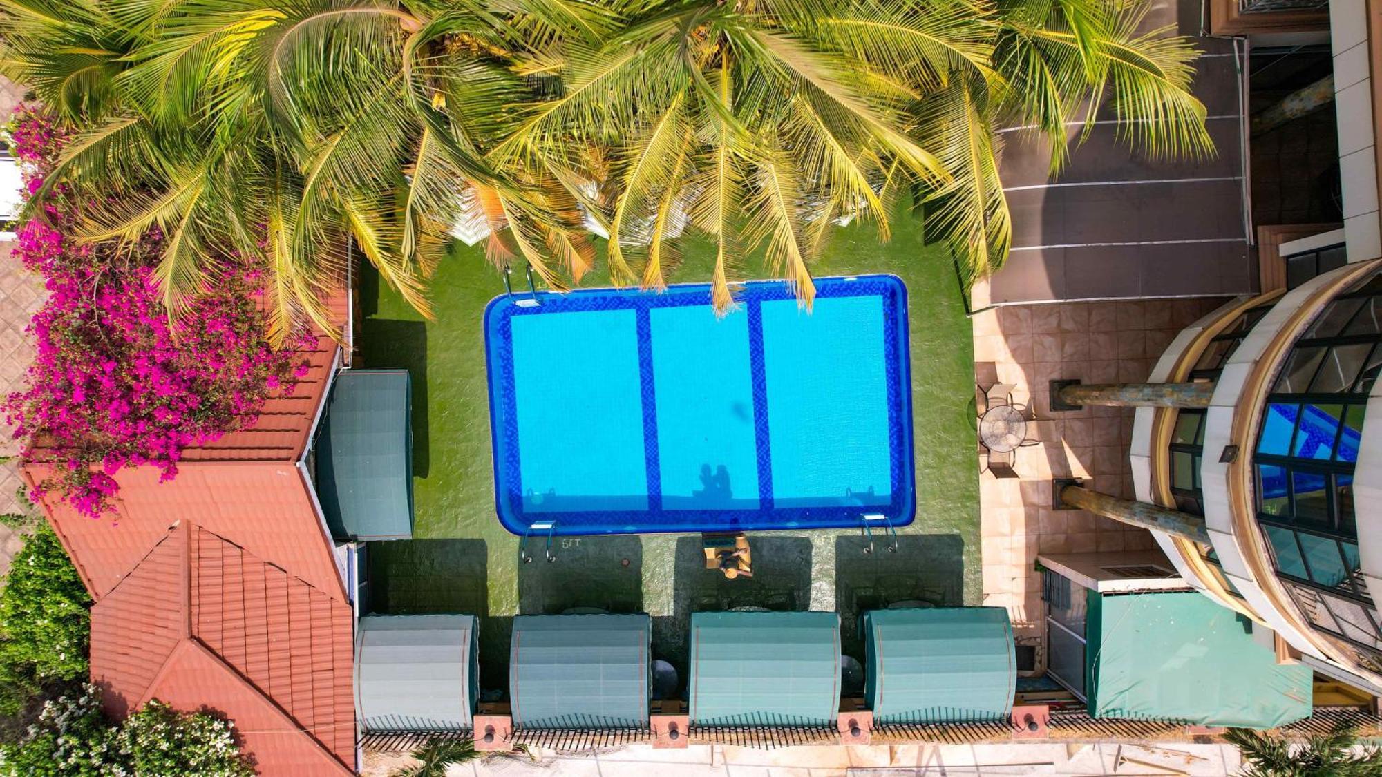 Charleston Hotel Acra Exterior foto